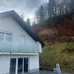 House In - Mountain View - Kresevo