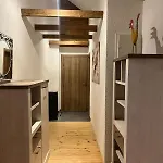 House In - Mountain View - *