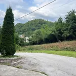 House In - Mountain View - * Kresevo