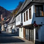 House In - Mountain View -