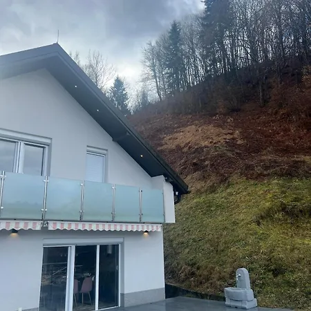 House In - Mountain View - Kresevo