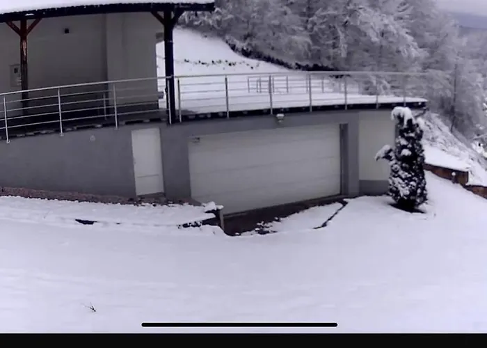 House In - Mountain View - Kresevo