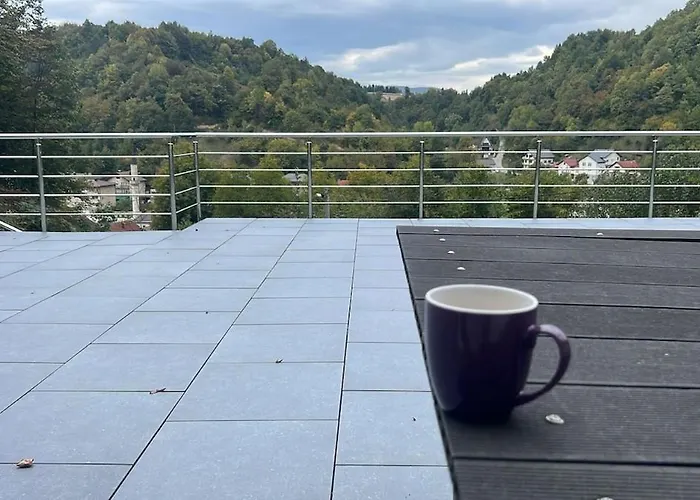 House In - Mountain View - * Kresevo